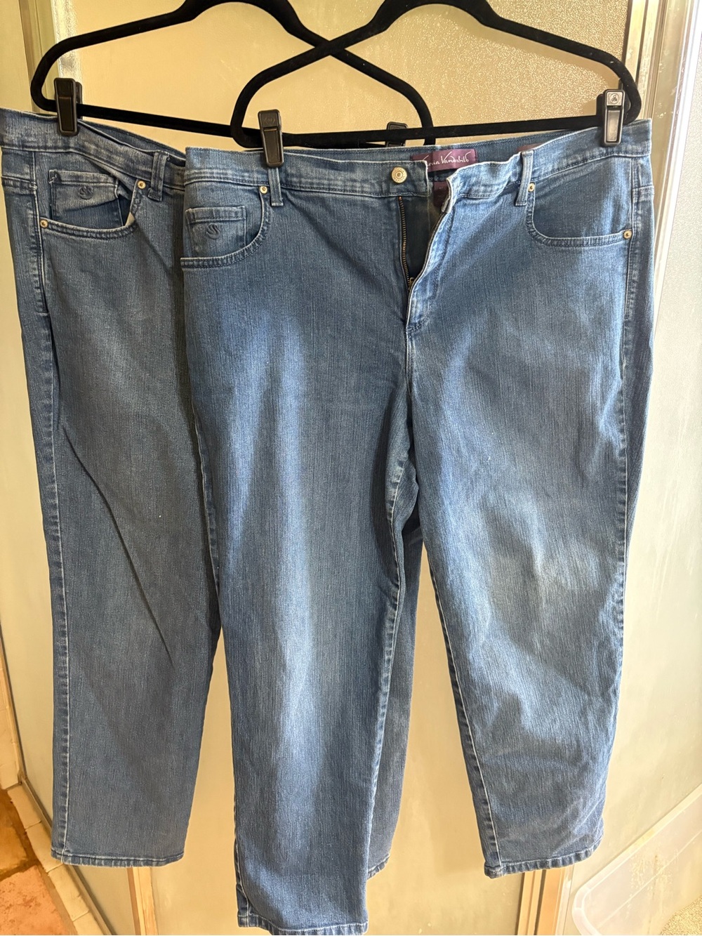 2 pairs /Gloria Vanderbilt Denim Jeans